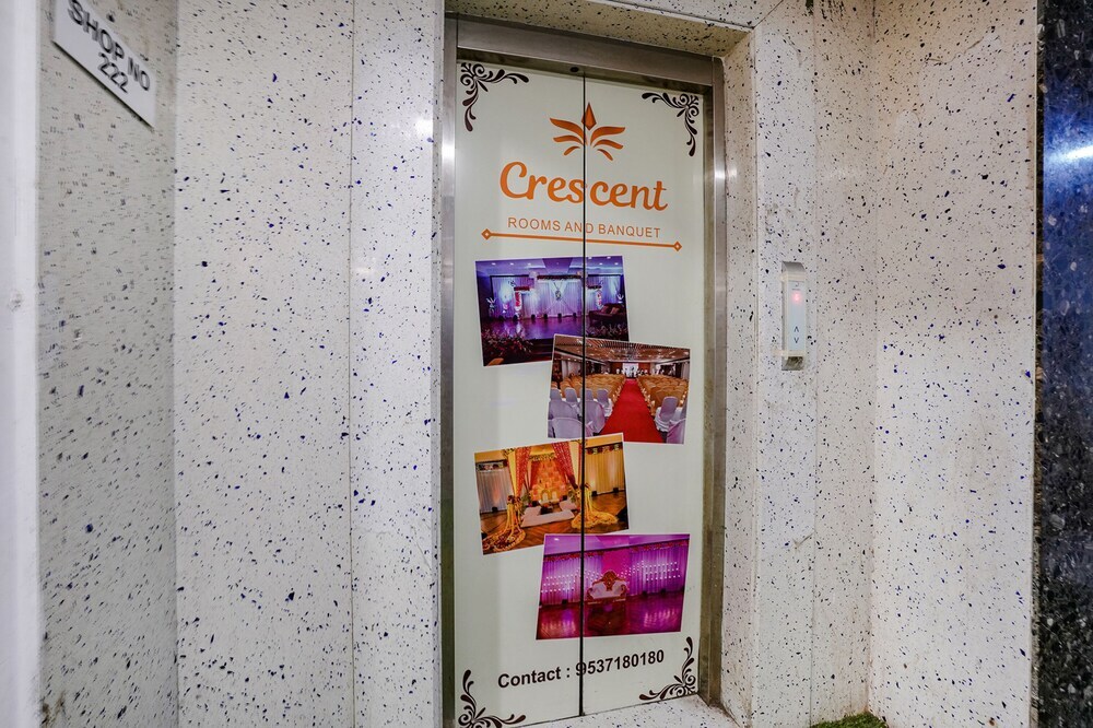 Сурат: FabHotel Crescent