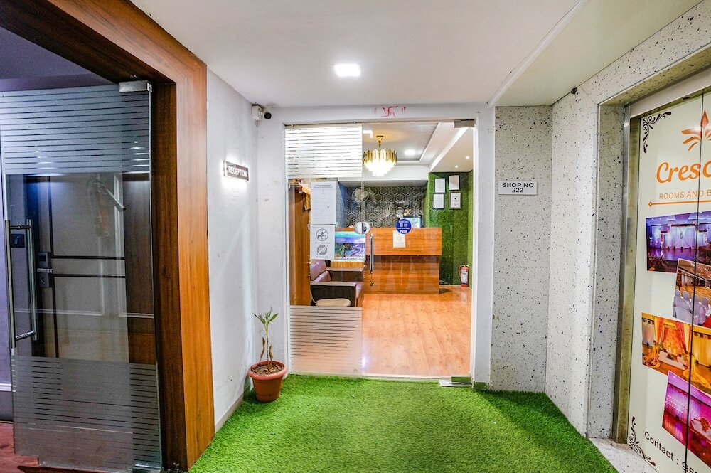 Сурат: FabHotel Crescent