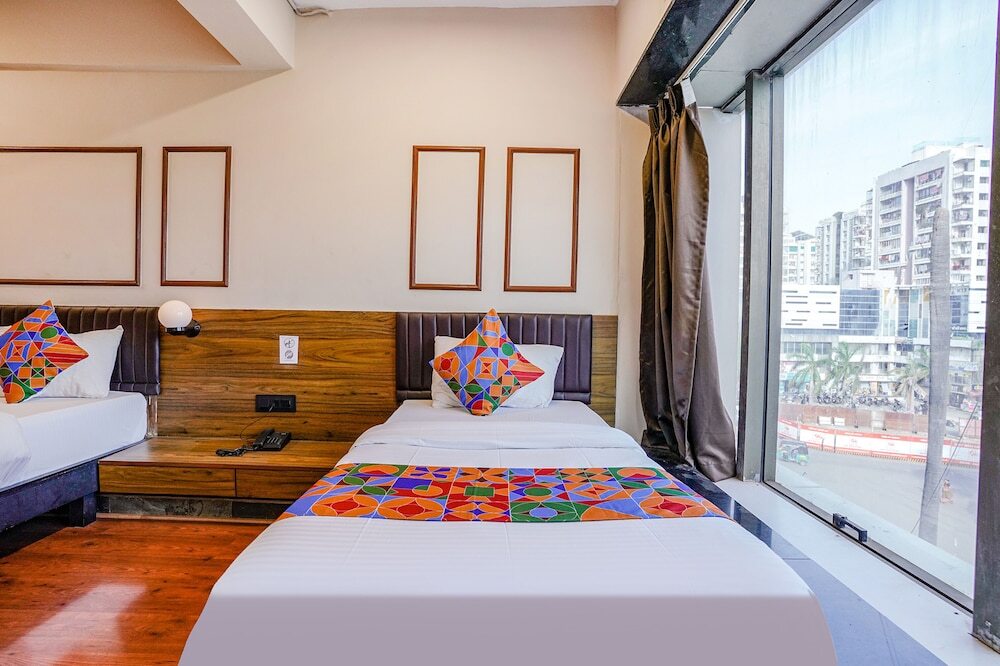 Сурат: FabHotel Crescent