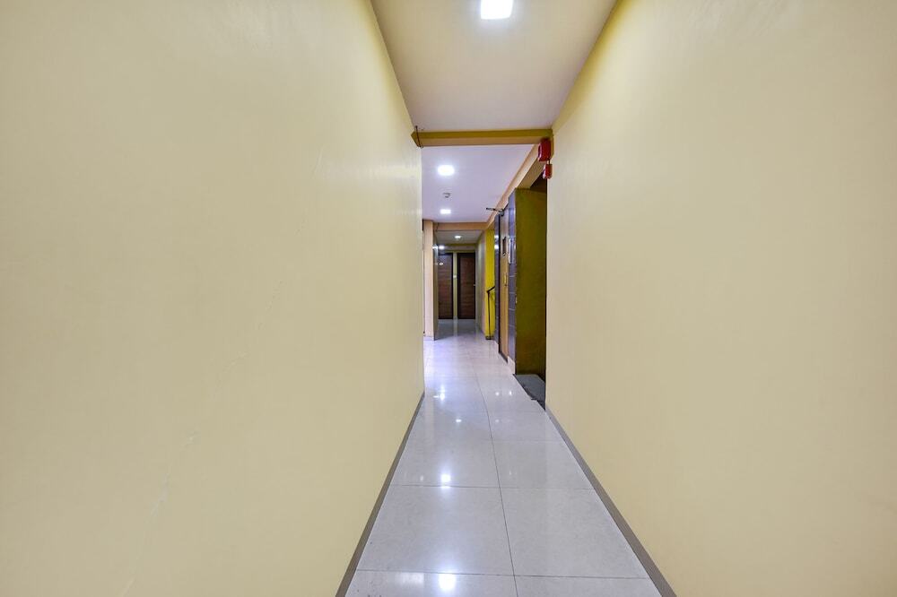 Сурат: Fabhotel Rb Residency