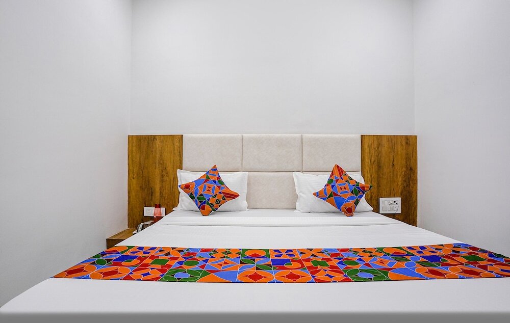 Сурат: Fabhotel Western Inn