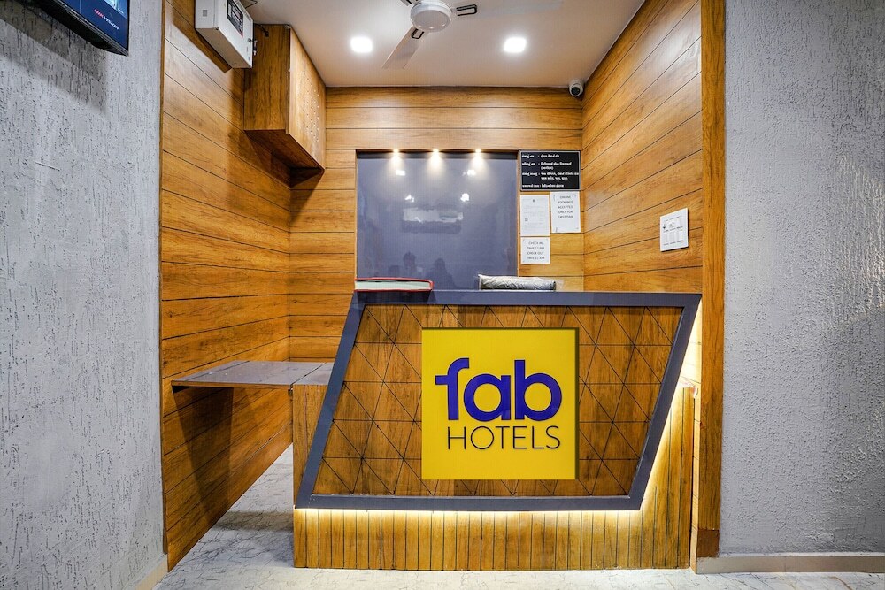 Сурат: Fabhotel Western Inn