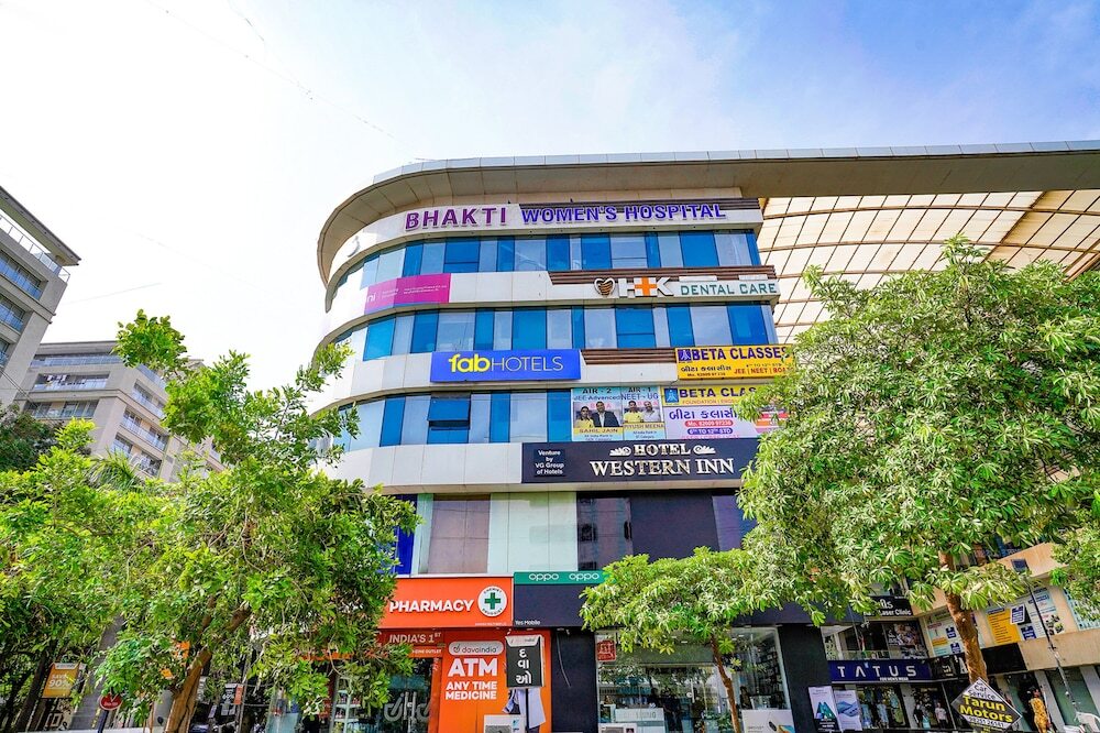 Сурат: Fabhotel Western Inn