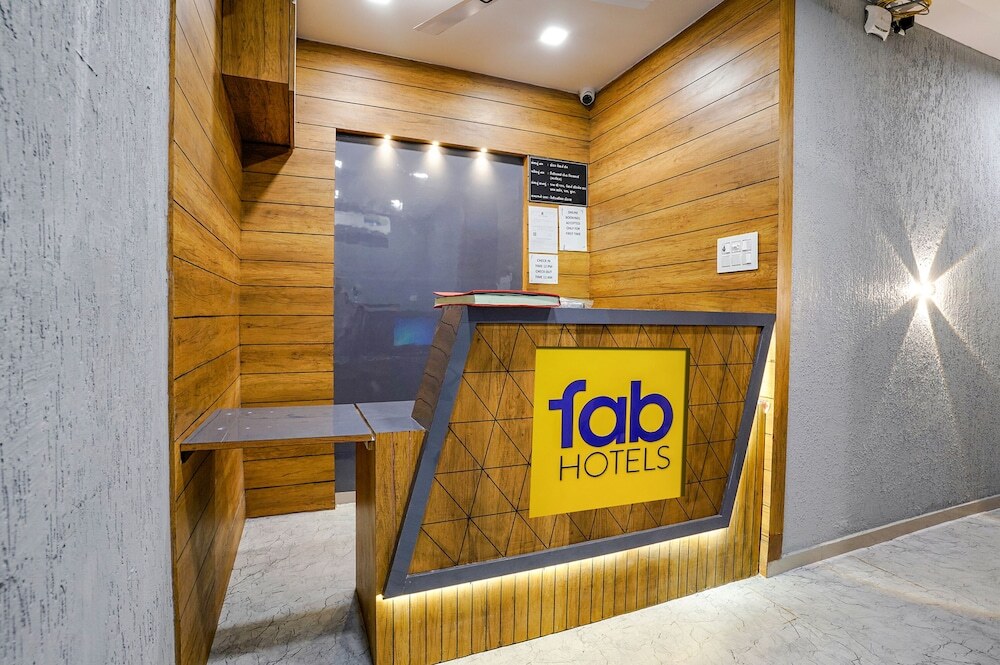 Сурат: Fabhotel Western Inn