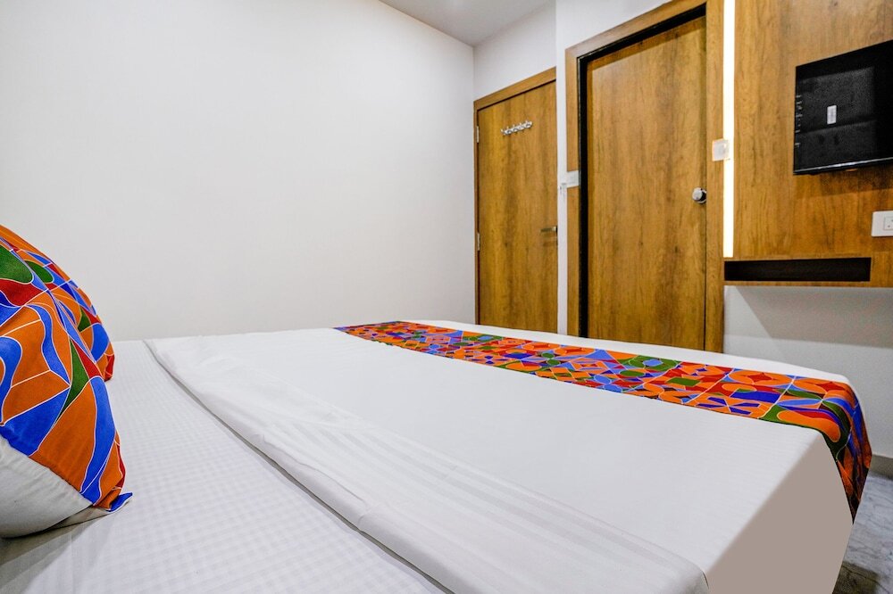 Сурат: Fabhotel Western Inn