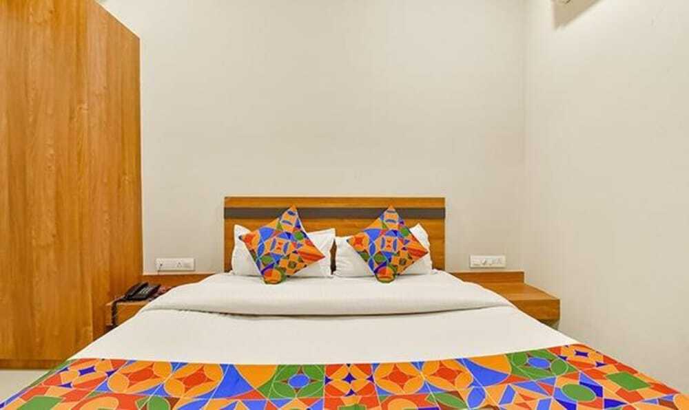 Сурат: Fabhotel Happinex
