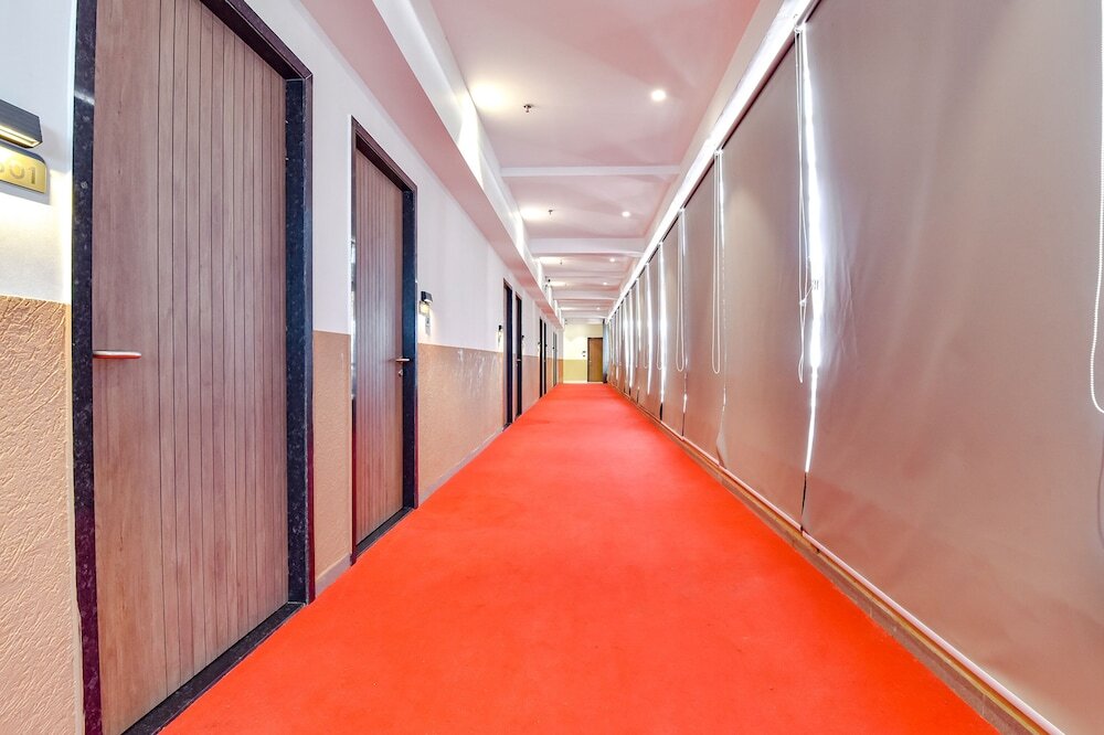 Сурат: Hotel Gold Palace Inn