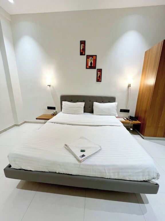 Сурат: Hotel Gold Palace Inn