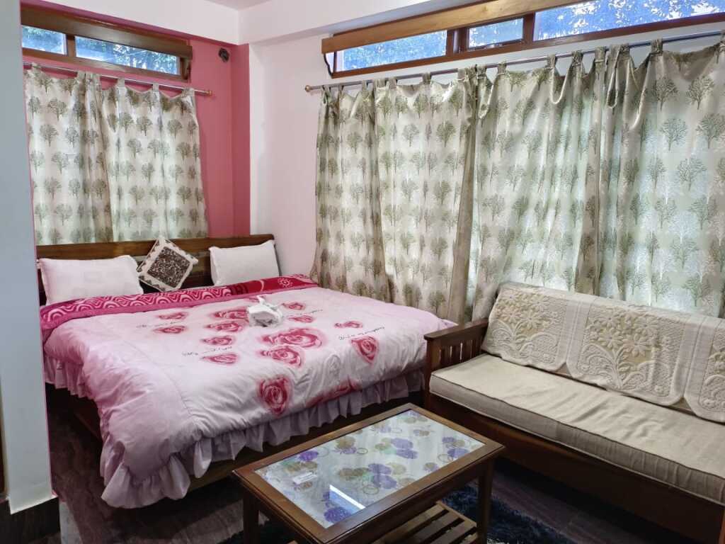 Таванг: Hotel White Tara