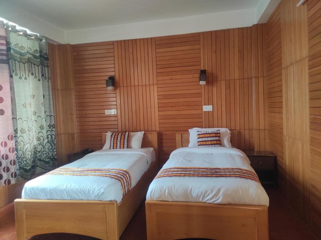 Таванг: Hotel Tayatha