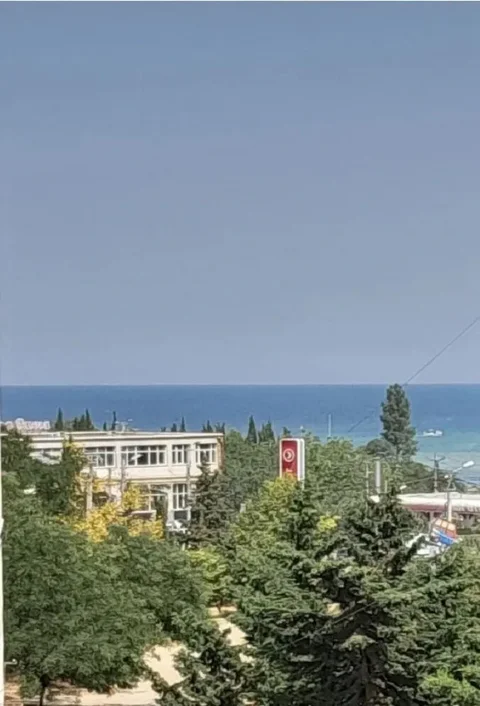 Севастополь: Апартаменты Делюкс с балконом
