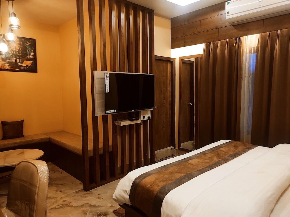 Тезпур: Hotel Friends Palace