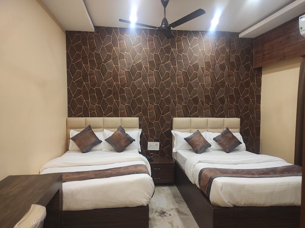 Тезпур: Hotel Friends Palace