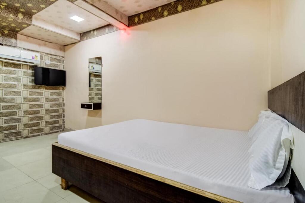 Тхане: SPOT ON 61441 Sangam Relax Point