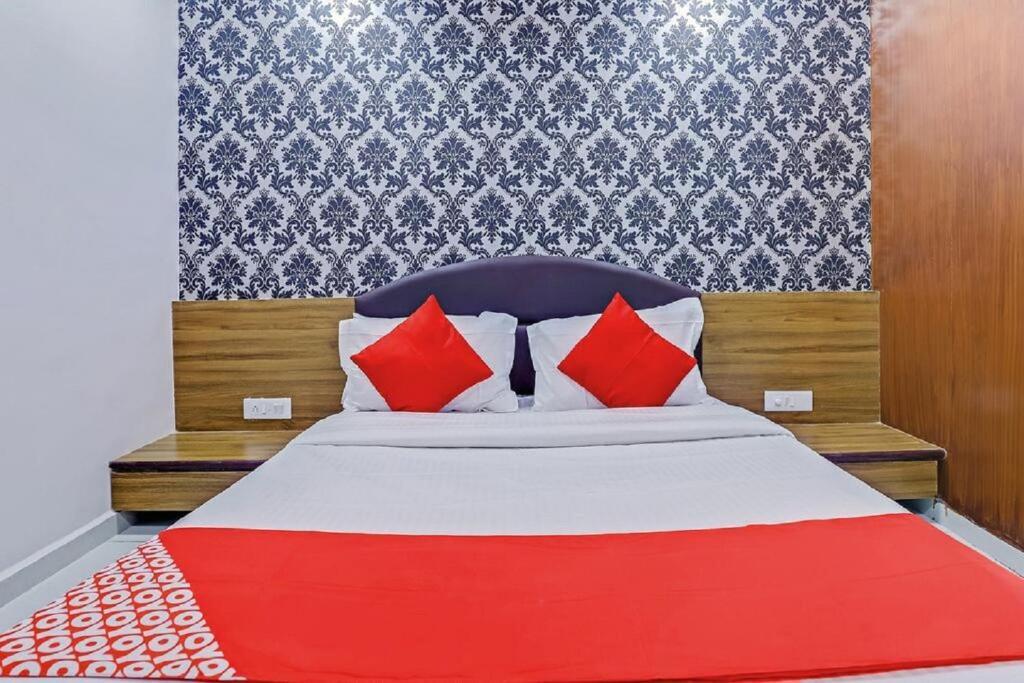 Вадодара: Hotel Shiv Inn