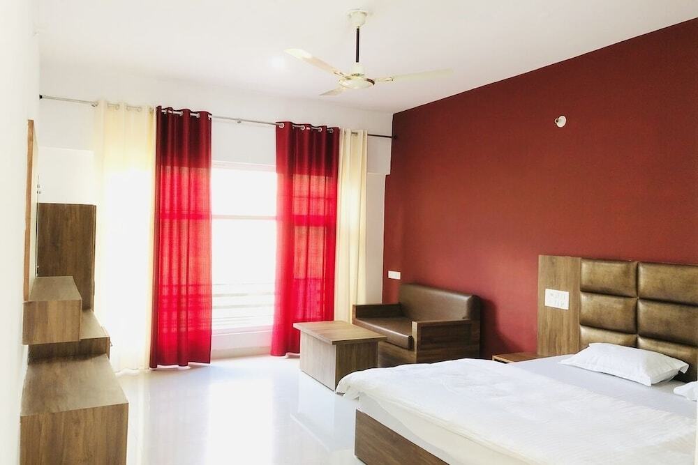 Гапткаши: Hotel The Himalaya Orchid Guptkashi