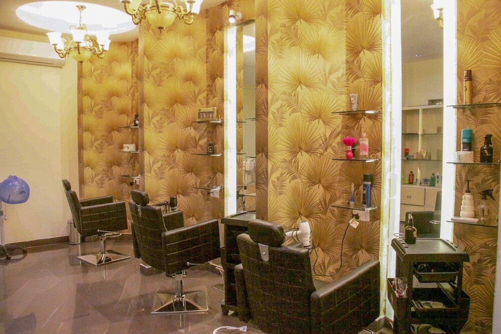 Барейлли: Four Leaf Hotel Budaun