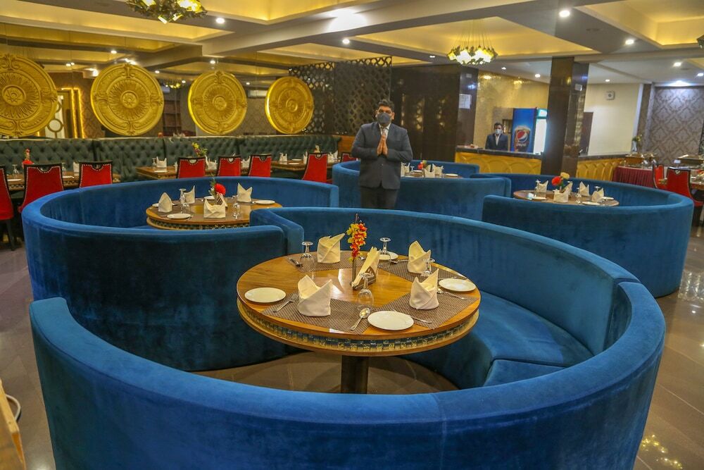 Барейлли: Four Leaf Hotel Budaun