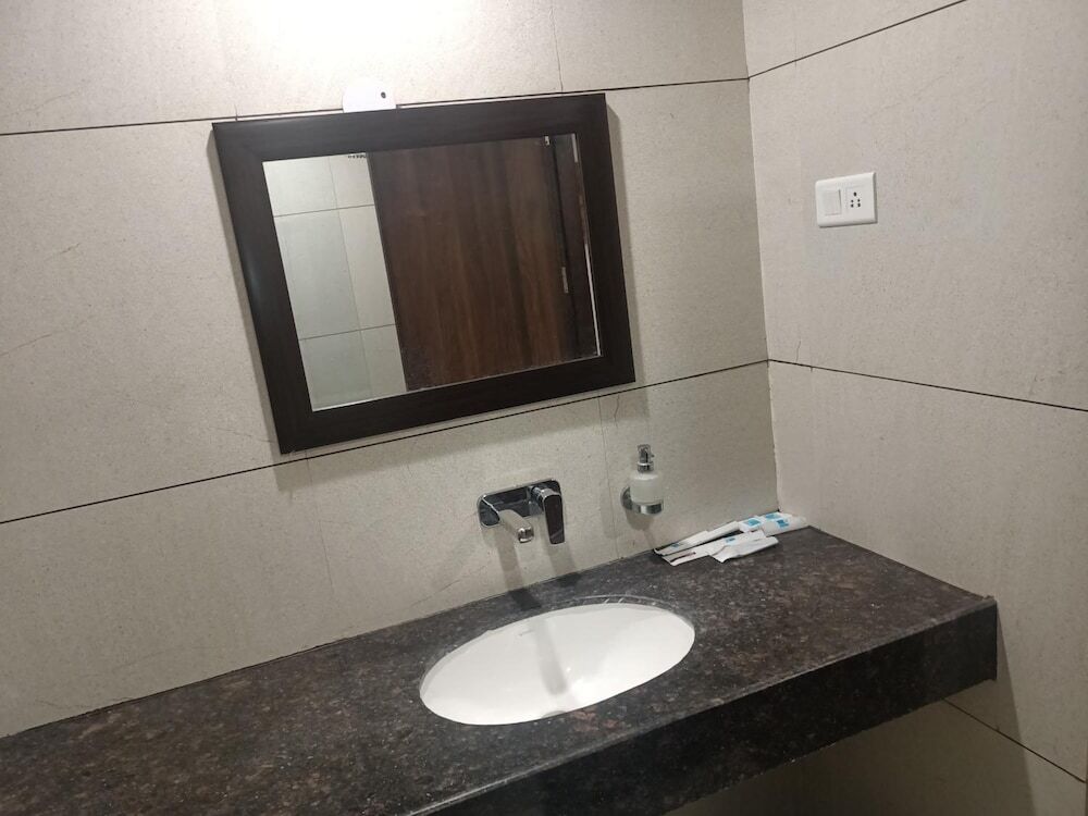 Берпер: Clarks Inn Express Jammu