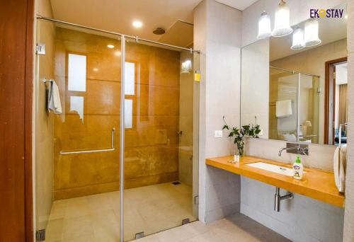 Лонавала: EKO STAY (Gold)- PALM GROVE VILLA