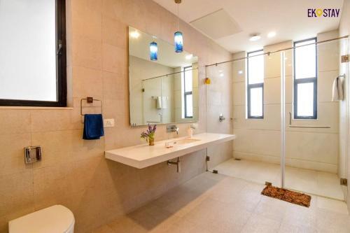 Лонавала: EKO STAY (Gold)- PALM GROVE VILLA