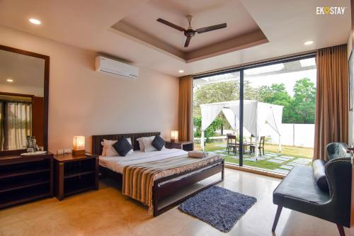 Лонавала: EKO STAY (Gold)- PALM GROVE VILLA