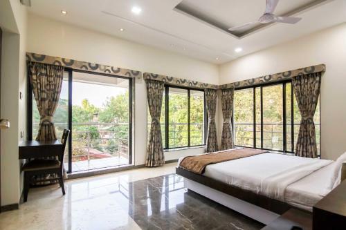 Лонавала: Aquilla Villa Luxurious Bungalows on Rent