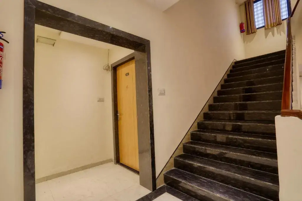 Индаур: Hotel Konark