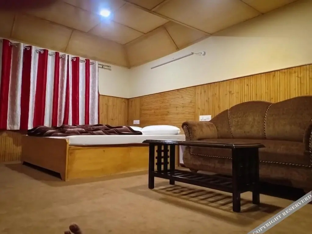 Кангра: Triund Camps Riverside Resort