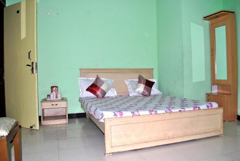 Goroomgo Viren Plaza Agra — фото 2