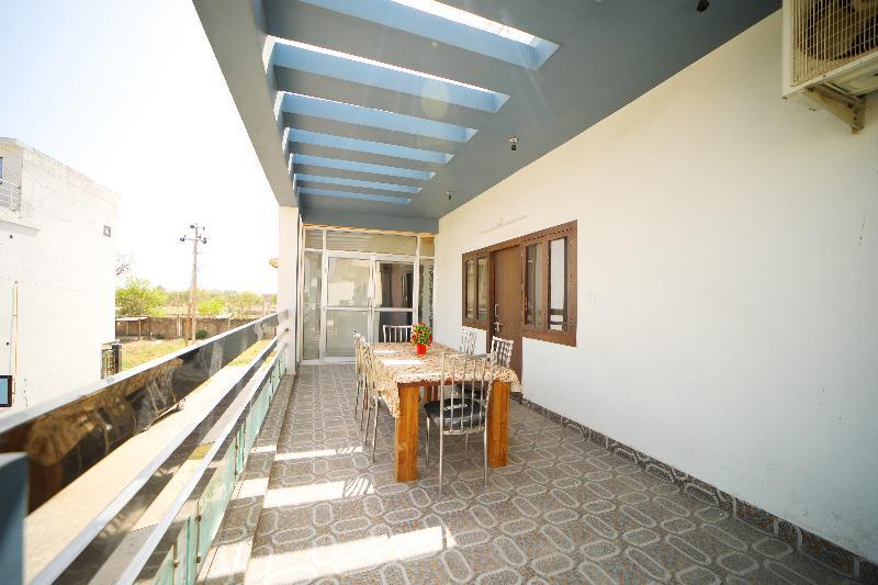 Агра: Pandora Home Stay