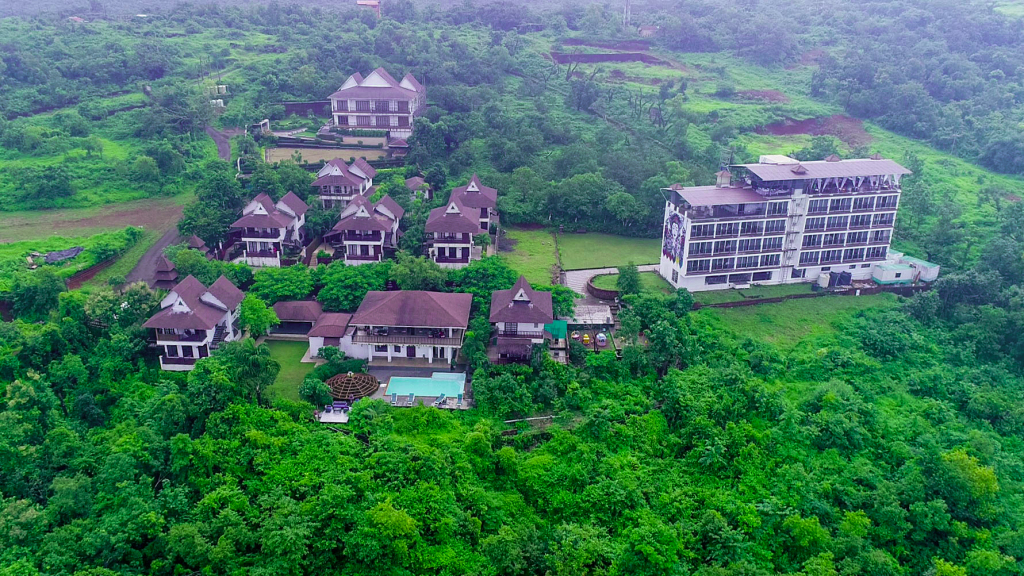 Даполи: Lemon Tree Hotel Dapoli