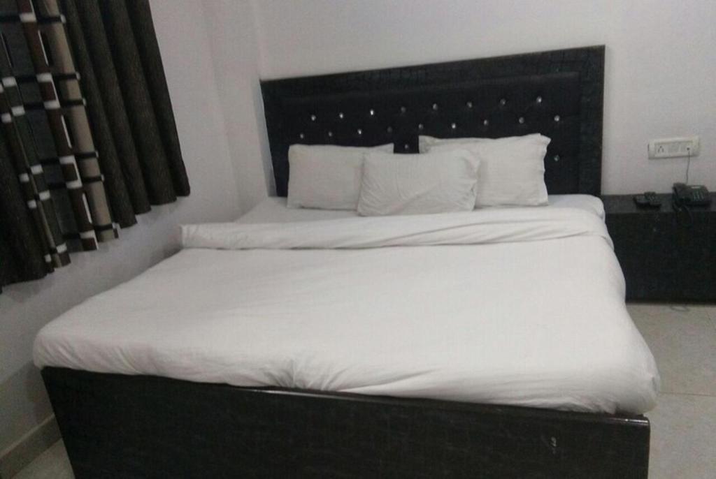 Гайя: Hotel Geetanjali Buddha Resort By WB Inn
