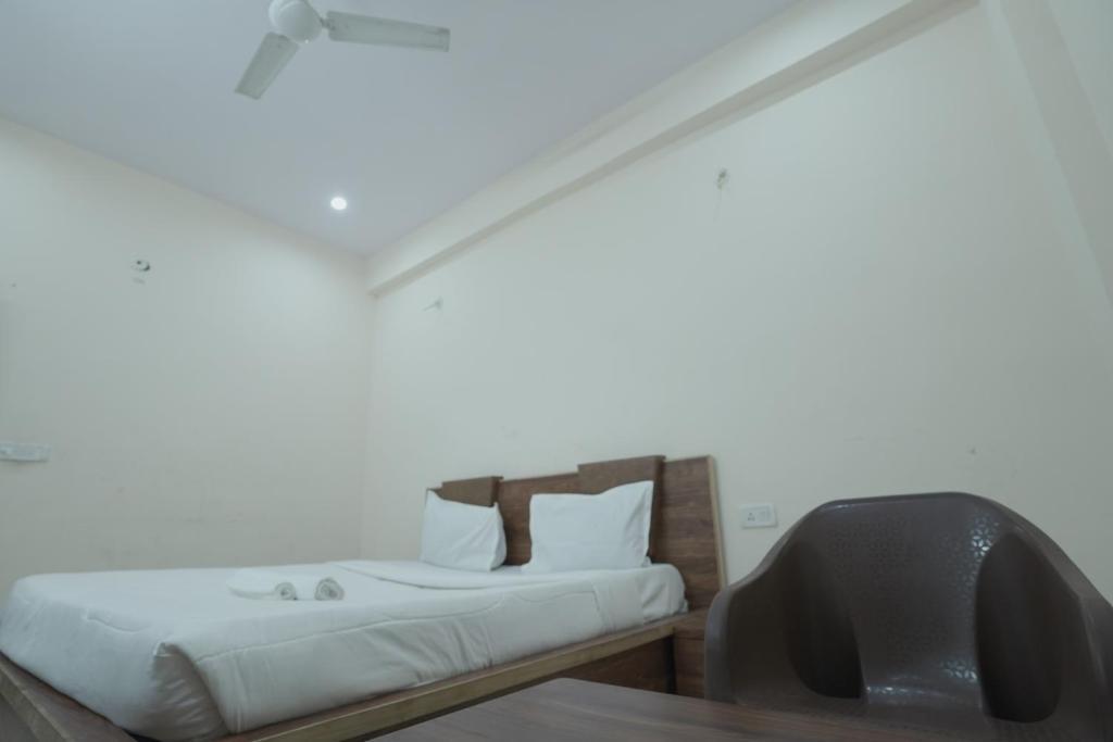 Агра: Hotel Viraj Palace by WB INN