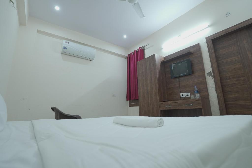 Агра: Hotel Viraj Palace by WB INN