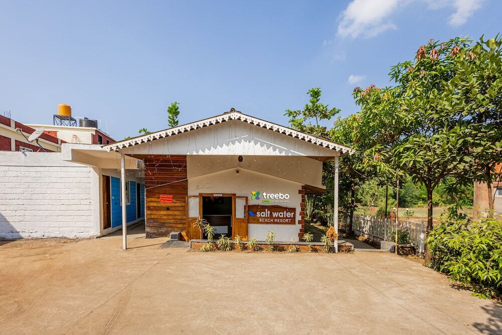 Даполи: Treebo Salt Water Beach Resort