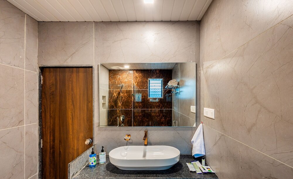 Даполи: Treebo Salt Water Beach Resort