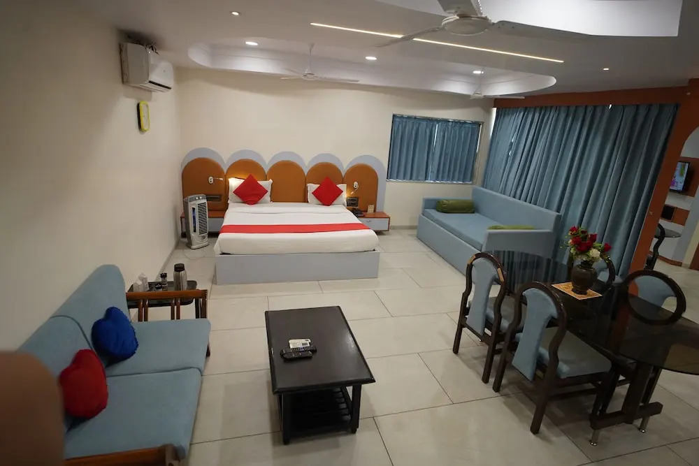 Гандидхам: Hotel Gokul