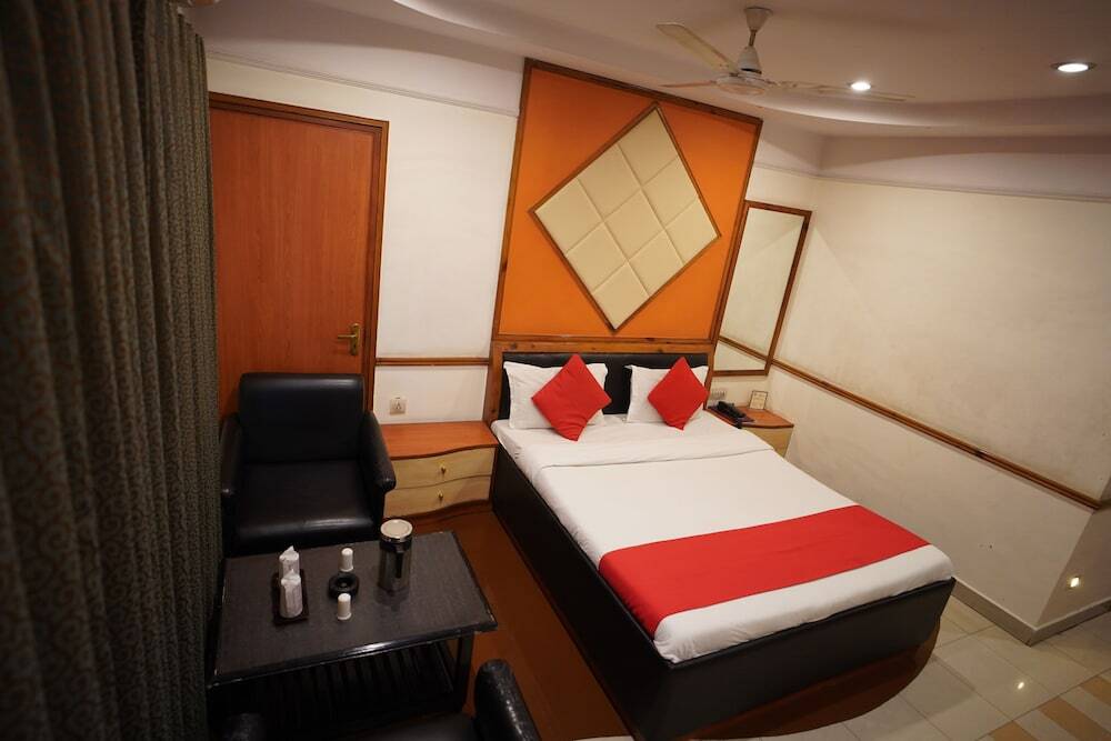 Гандидхам: Hotel Gokul