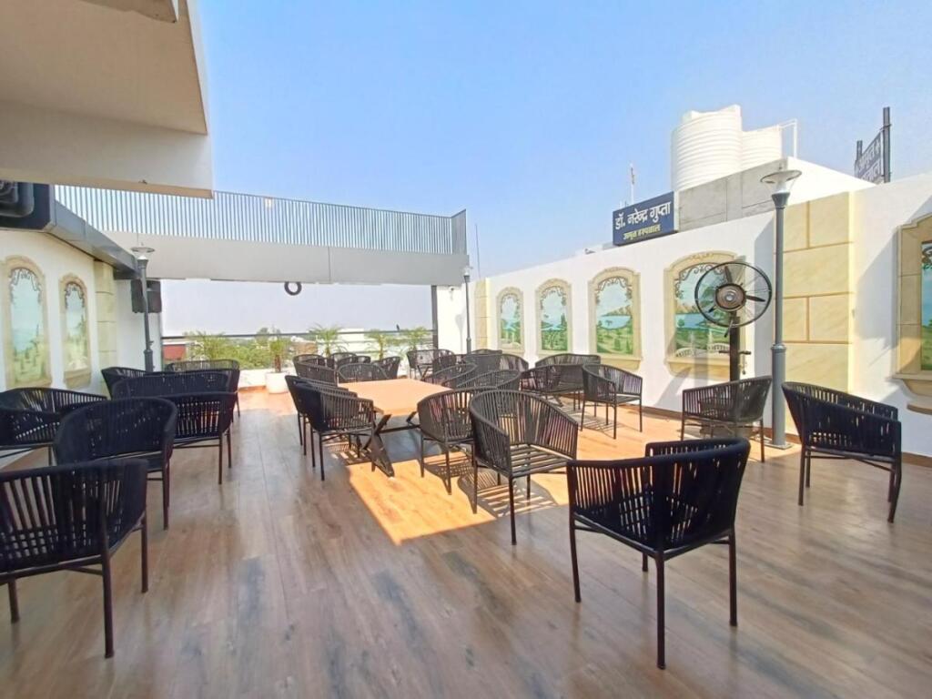 Ханзи: Rosastays Hisar Florence