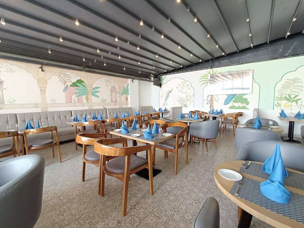 Ханзи: Rosastays Hisar Florence