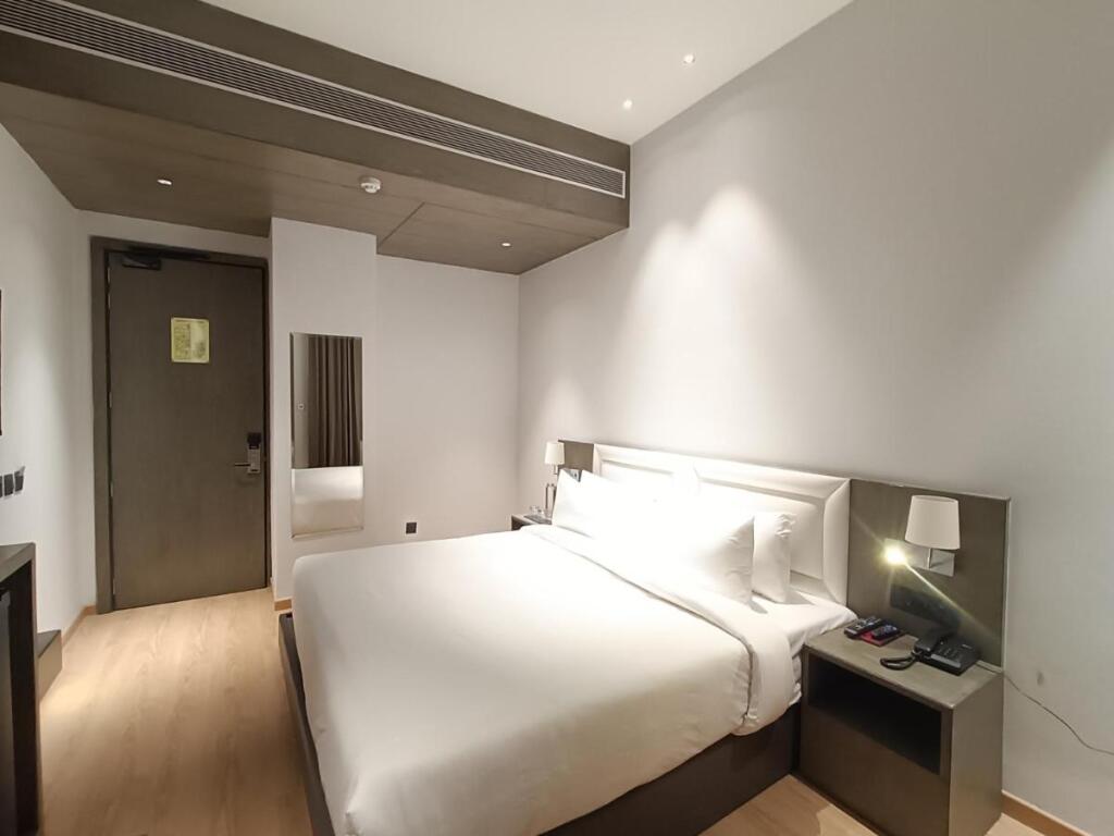Ханзи: Rosastays Hisar Florence