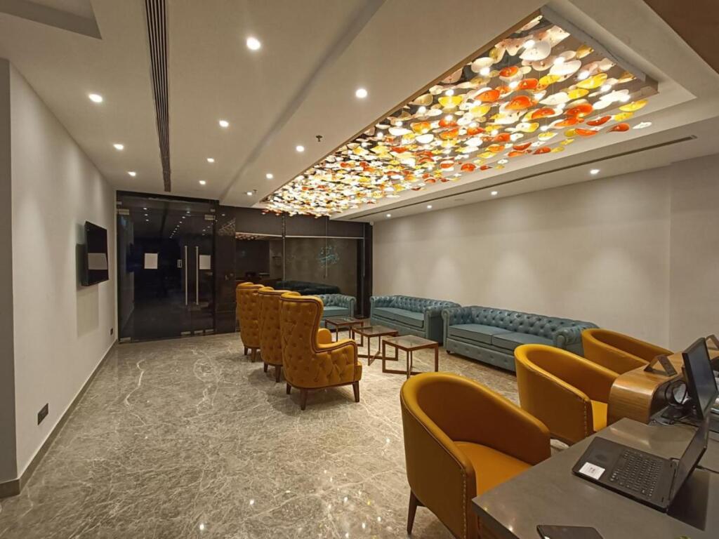 Ханзи: Rosastays Hisar Florence