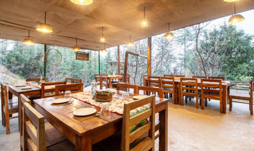 Куфри: Treebo Daak Bangla Retreat With Mountain View