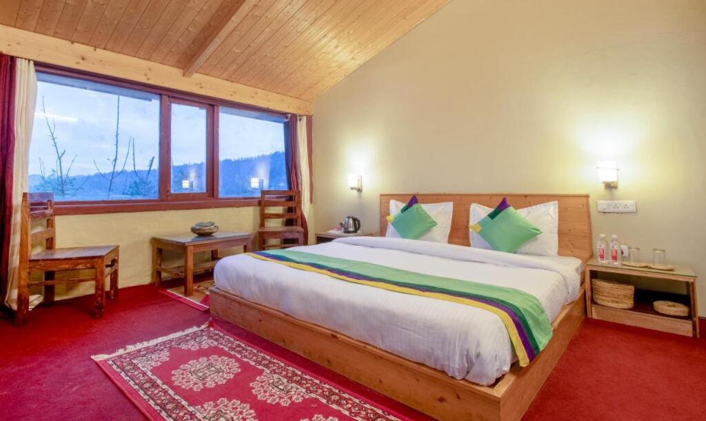 Куфри: Treebo Daak Bangla Retreat With Mountain View