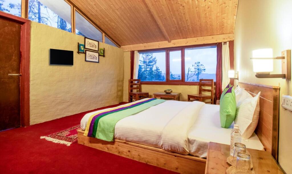 Куфри: Treebo Daak Bangla Retreat With Mountain View
