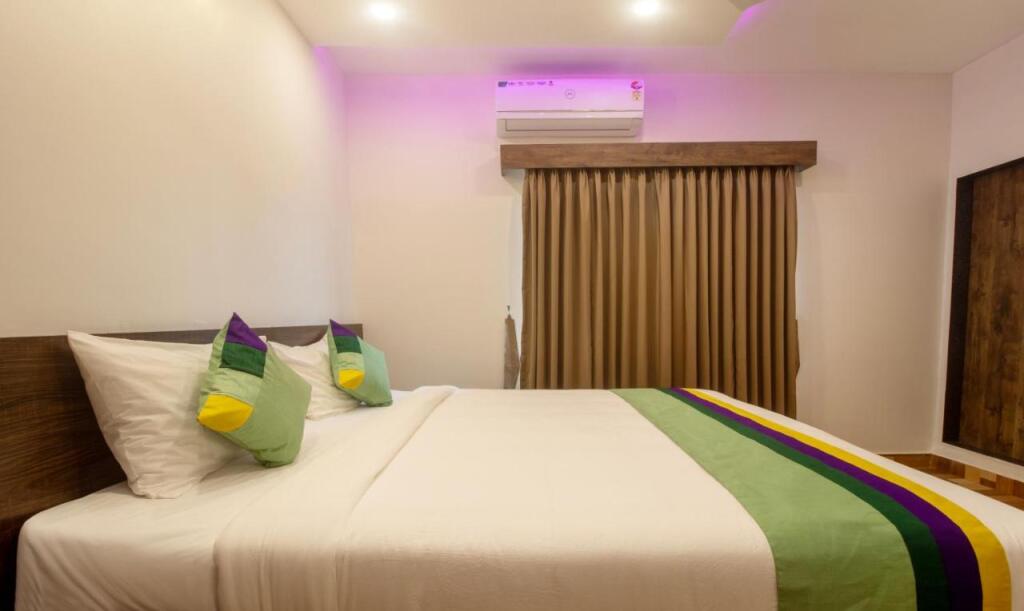 Мадикери: Treebo Elite Plaza, 700 Mtrs From Madikeri Fort