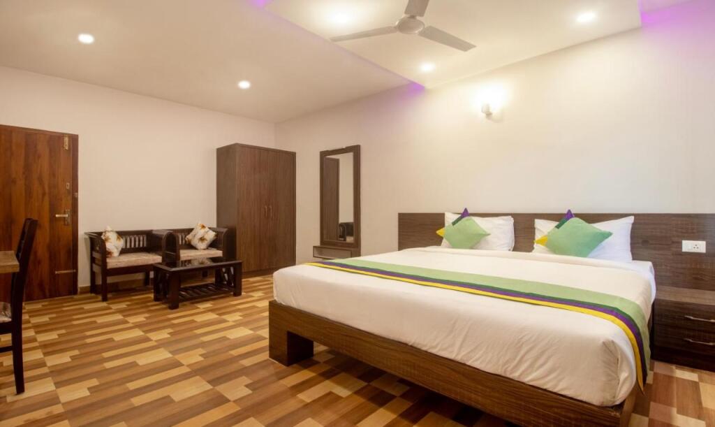 Мадикери: Treebo Elite Plaza, 700 Mtrs From Madikeri Fort