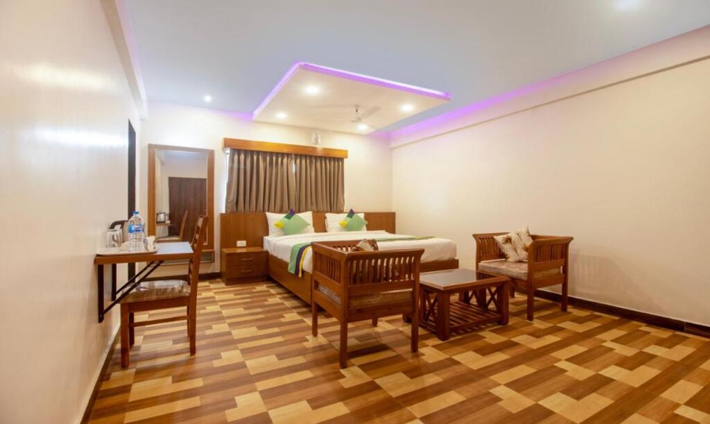 Мадикери: Treebo Elite Plaza, 700 Mtrs From Madikeri Fort