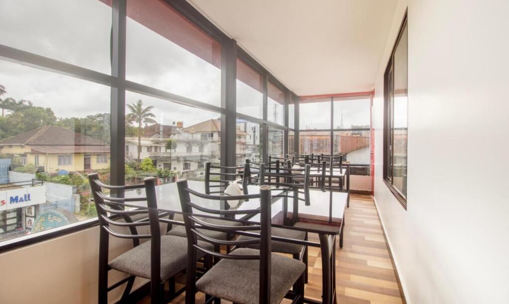 Мадикери: Treebo Elite Plaza, 700 Mtrs From Madikeri Fort